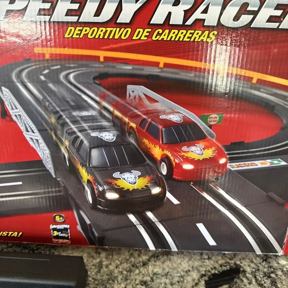 Toys R Us Fast Lane Speedy Racer Slot Car Race Track Set W/2‎ Tuner Style Cars